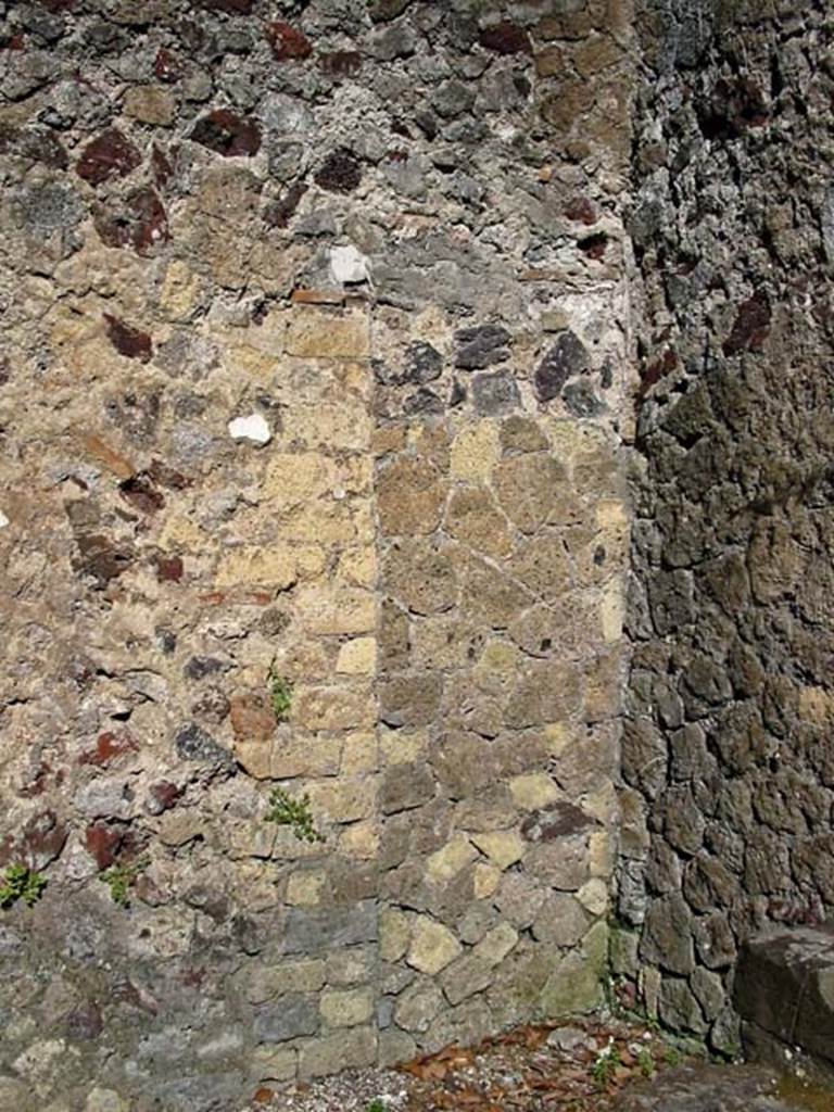 V.33, Herculaneum. May 2003. Room 4, looking towards west wall and north-west corner.
Photo courtesy of Nicolas Monteix.